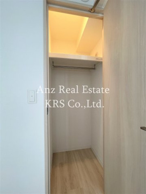 【収納】 | ラ・ピシーヌ南堀江 | 洋室にあるWIC！