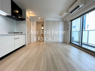 【居間・リビング】 | ラ・ピシーヌ南堀江 | 窓も広々♪