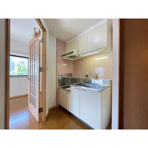 福岡市中央区今泉１丁目の賃貸マンションのキッチン