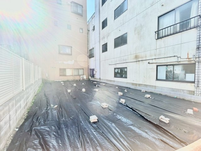 台東区東浅草2丁目　建築条件無し売地の外観|2025.10.30撮影

ご内見希望・資料請求などお気軽にお問い合わせ下さい！
03-5990-5201