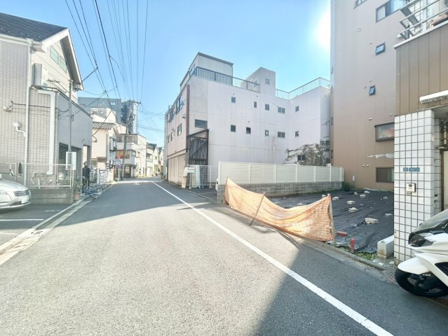 台東区東浅草2丁目　建築条件無し売地の前面道路含む現地写真|2025.10.30撮影

ご内見希望・資料請求などお気軽にお問い合わせ下さい！
03-5990-5201