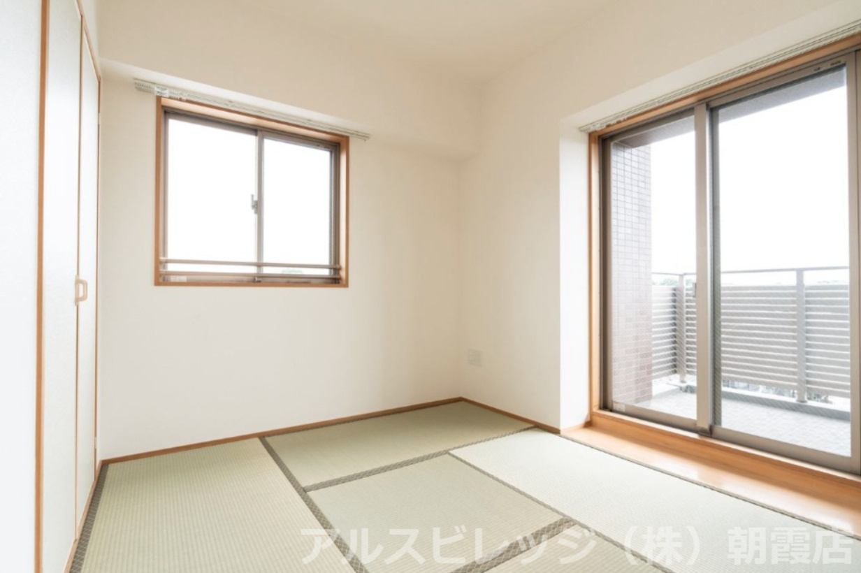 レーベンハイムひばりヶ丘の和室