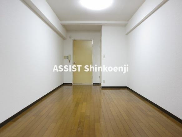 パーシモン高円寺の居間・リビング