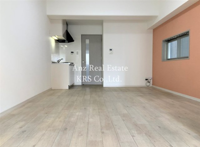 【居間・リビング】 | M.hills南堀江south | LDK13.6帖あります♪2面採光のお部屋♪