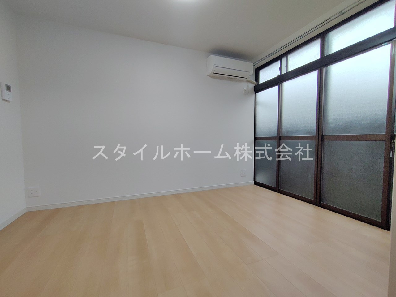 コーポ鈴森　Bの居間・リビング