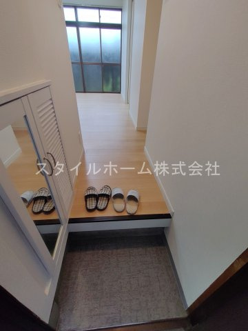 コーポ鈴森　Bの玄関