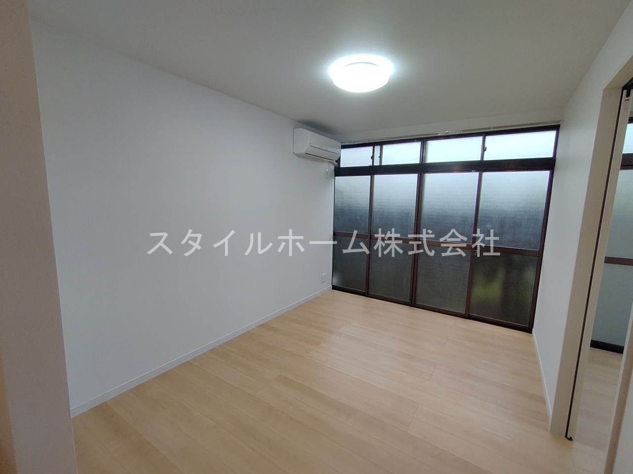 コーポ鈴森　Bの居間・リビング