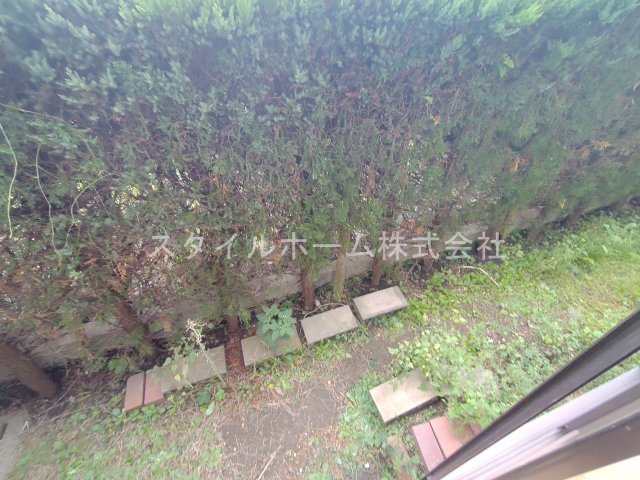 コーポ鈴森　Bの庭