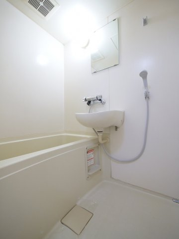 フルール豊成の浴室|※写真は別の部屋のものです。