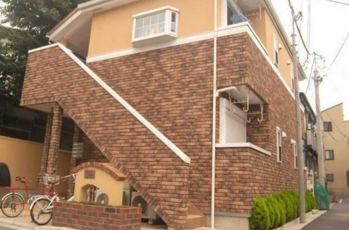 グレース駒沢　駒沢公園徒歩圏内　南向き　バストイレ別の外観