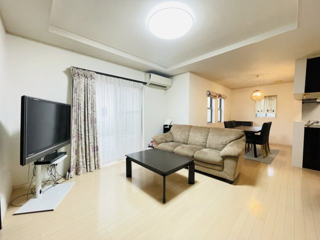 【居間・リビング】 | 熊谷市永井太田　中古戸建