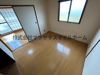 【洋室】 | 第三シャルマン四條畷
