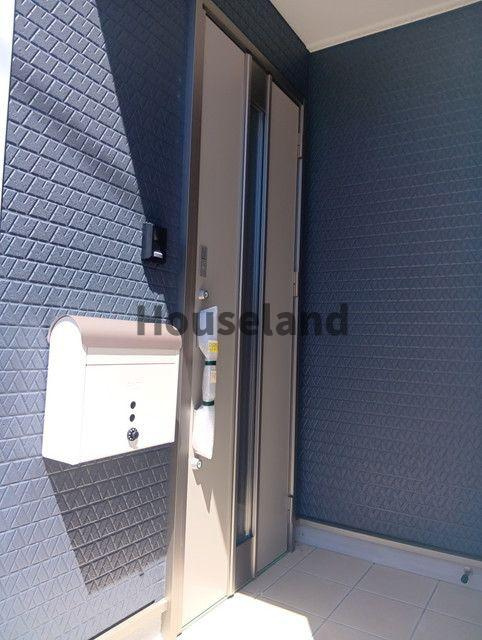 クレイドルガーデン和歌山市和歌浦東第４　１号棟の玄関