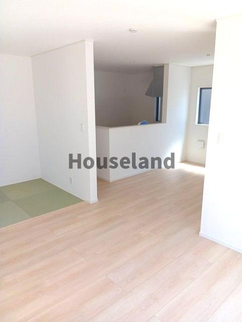 クレイドルガーデン和歌山市和歌浦東第４　１号棟の居間・リビング