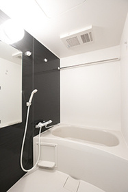 グロリアコート市川の浴室