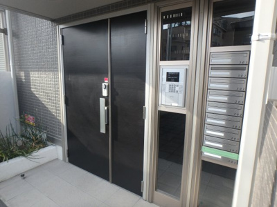 【その他共用部分】 | Ｃｏｕｒｇｅ | 入口