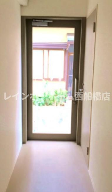 イチカワアパートメンツ+アトリエのロビー