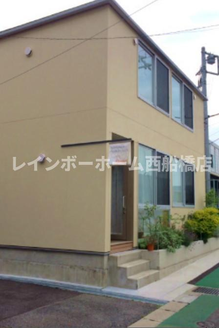 イチカワアパートメンツ+アトリエの外観