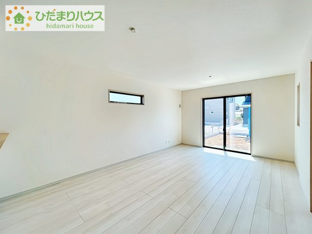【居間・リビング】 | つくば市高見原1丁目23-P1　新築戸建　10号棟 | 早くお仕事終わらせて、家に帰りたくなるようなリビングです(^^♪