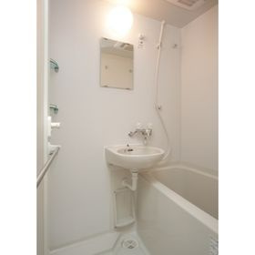 プライマル森下の浴室