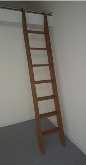 セドルハイム桜台Bの寝室|収納にも使えるロフト