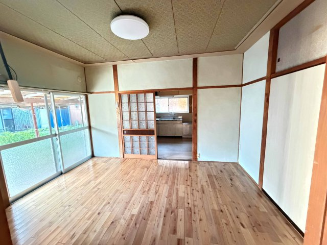 本町　川畑住宅の洋室