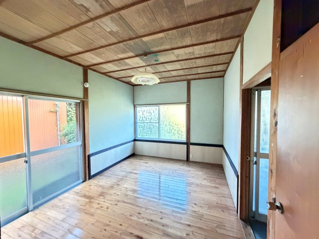 本町　川畑住宅の洋室