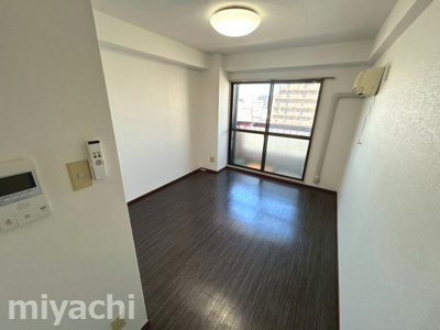 【洋室】 | シティガーデン富田