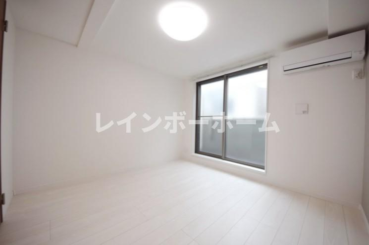 フォレシア鎌倉の居間・リビング