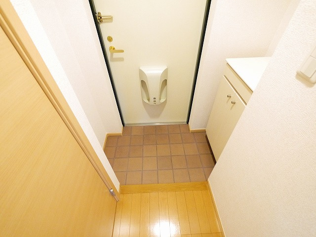 サンシャイン　富雄駅前の玄関