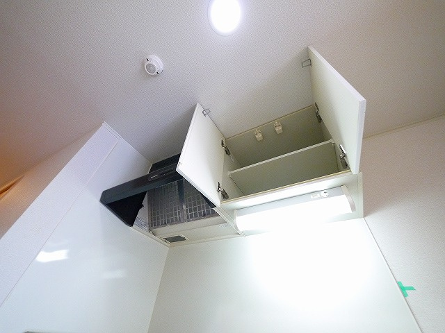 サンシャイン　富雄駅前のキッチン|お料理しやすいキッチンです