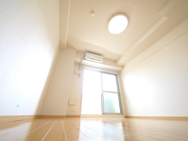 サンシャイン　富雄駅前の居間・リビング|おしゃれな居間です