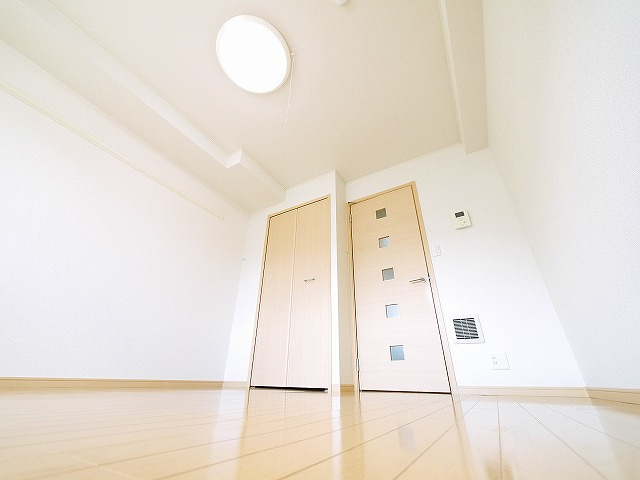 サンシャイン　富雄駅前の居間・リビング|居間です