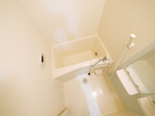 サンシャイン　富雄駅前の浴室|日々の暮らしに欠かせないお風呂です