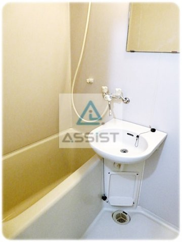 クヒオハイツの浴室