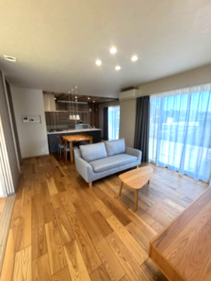 【居間・リビング】 | 楓の森