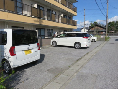 【駐車場】 | レーベンハイツ