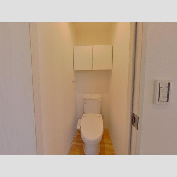 芦屋リバーウエストマンションのトイレ