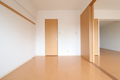 【寝室】 | ラベニール