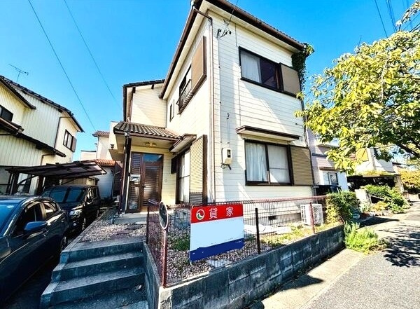 高山町４丁目貸家の外観