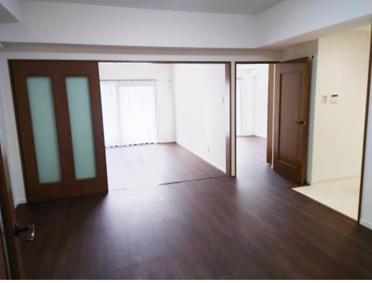 グランステージ上福岡の居間・リビング|陽当たり良好
開放的なリビング