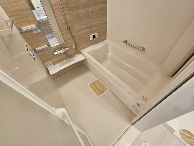 レ　リアン　ファミオⅧの浴室