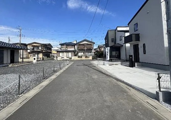 【新築】鶴ヶ島市下新田第２ １号棟の前面道路含む現地写真|前面道路含む現地写真です