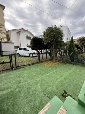 【庭】 | 鶴見パークハイツ | 約15.1㎡の専用庭です。