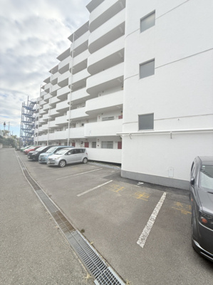 【駐車場】 | 鶴見パークハイツ | 平置き駐車場です。