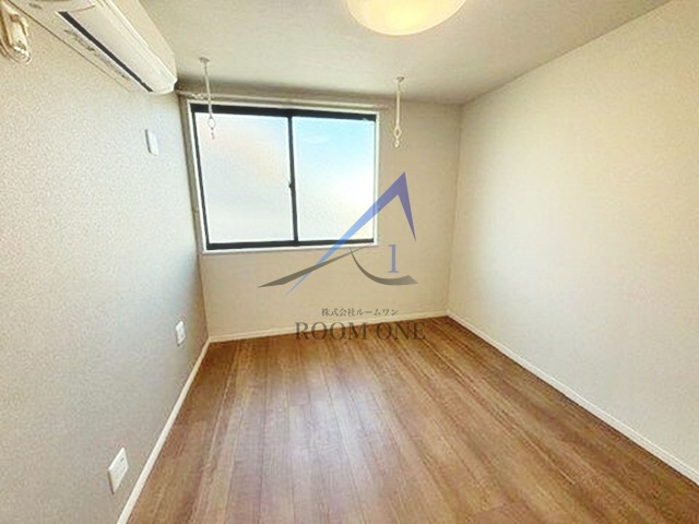 ＡＫｒｙｓｔａｌ