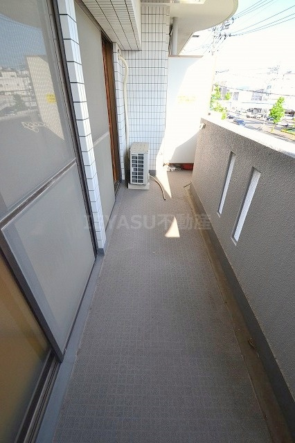 広島市西区南観音６丁目の賃貸マンションのバルコニー