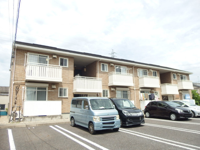 エクレールの駐車場