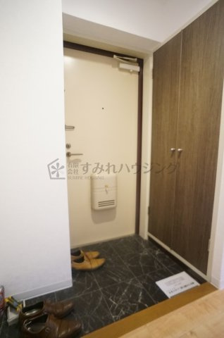 雅マンションパート1の玄関|参考、同建物・同間取りの号室