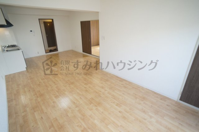 雅マンションパート1の居間・リビング|参考、同建物・同間取りの号室